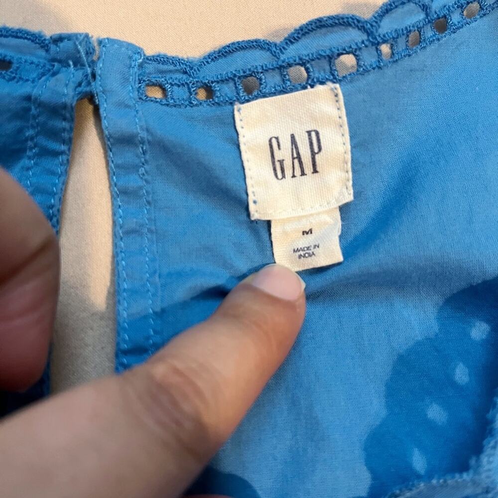Gap Women's Vibrant Blue Eyelet Tank Top Shirt Size Medium - Picture 5 of 7